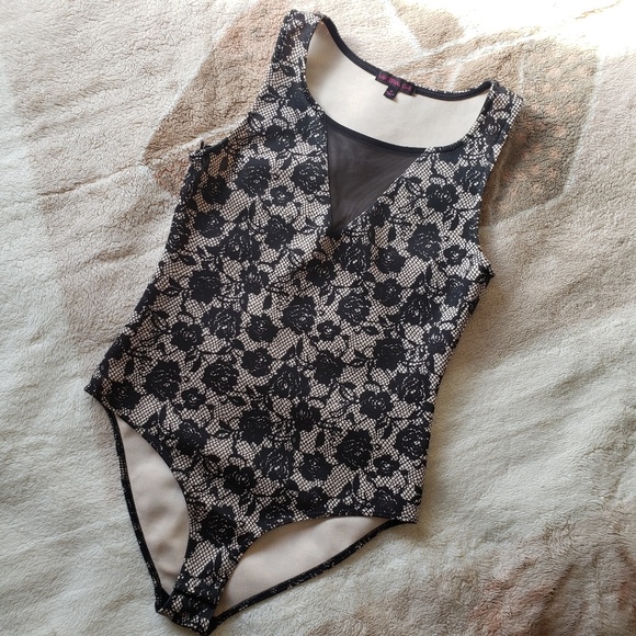 Material Girl Tops - Material Girl sleeveless body suit